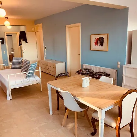 Beachfront Olympus Villa - Bright & Sunny Retreats *